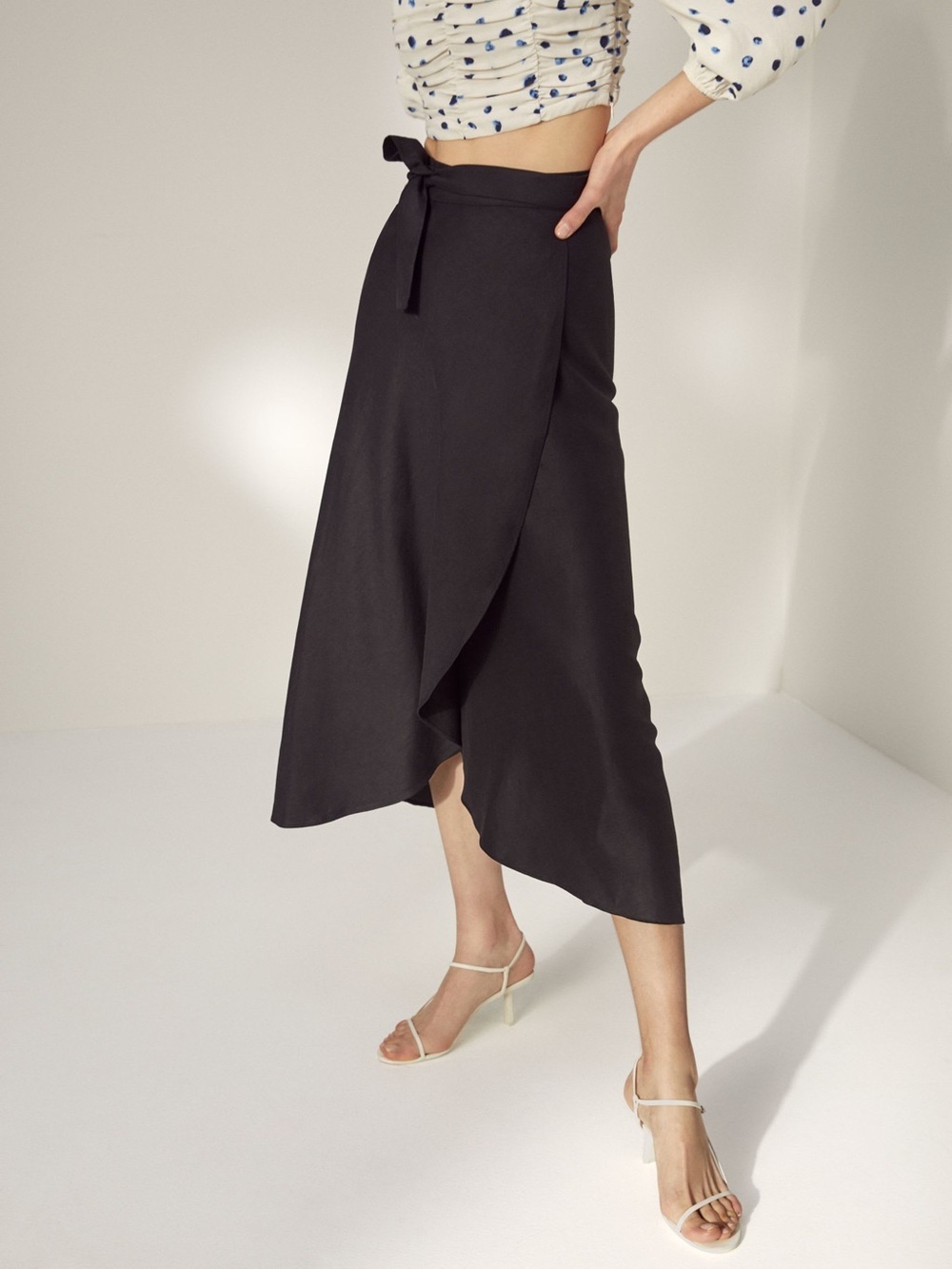 Wilfred | Eleta Wrap Midi Skirt Linen Lyocell Blend Black Size XS Aritzia
